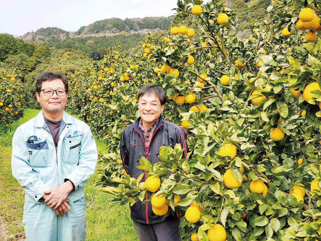 坂上農園さん（右）酒井農園さん（左）