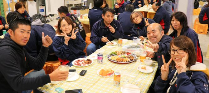 大盛り上がりの忘年会