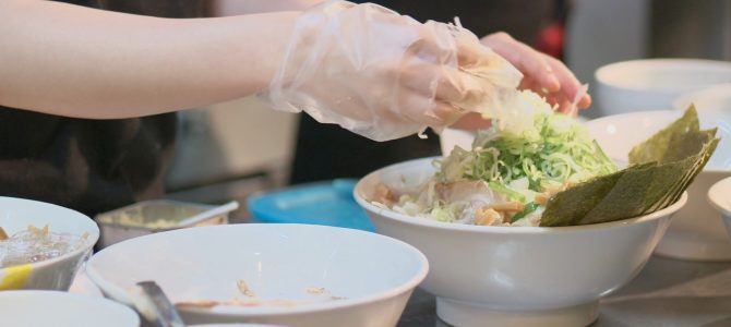 驚異の記憶力を持つラーメン店の名物店員さん